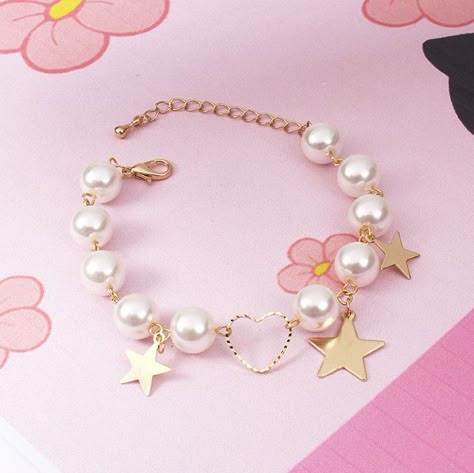 Peony Aesthetic, Fairy Grunge Style, Gifts Luxury, Bff Jewelry, Faux Pearl Bracelet, Anime Jewelry, Jewelry Set Design, Aesthetic Streetwear, Street Outfits