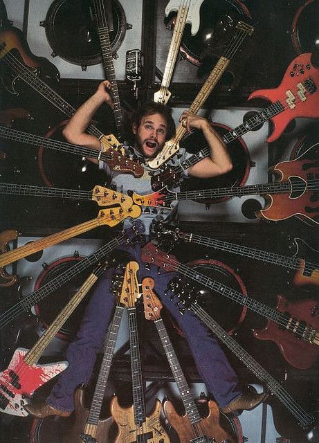 Michael Anthony Van Halen, Ibanez Talman, Best Guitar Players, David Lee Roth, Learning Guitar, Best Guitar, Michael Anthony, Music Pics, Rock And Roll Bands