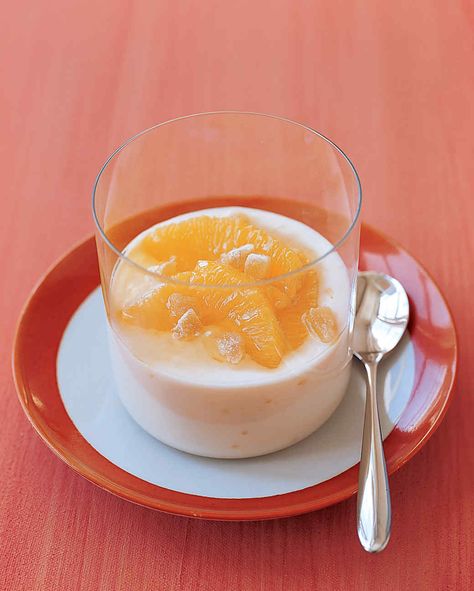 Yogurt with Orange and Ginger Orange Recipe, Orange Yogurt, Healthy Snack Recipes, Banana Waffles, Gluten Free Peanut Butter, Single Serving Recipes, Candied Ginger, Yogurt Cake, Ginger Recipes