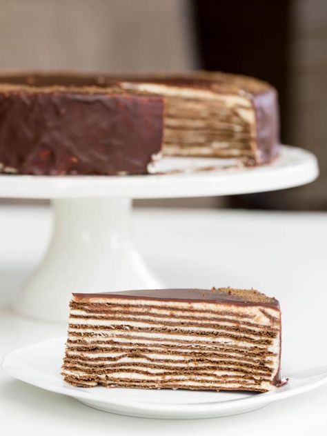 Chocolate Layer Cake (aka Spartak Cake) Recipe Spartak Cake, Russian Honey Cake, Kuih Lapis, Honey Cake Recipe, Russian Cakes, Rich Cake, Leftover Cake, Crepe Cake, Chocolate Layer Cake