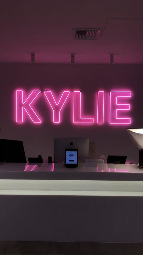 Deco Spa, Stile Kylie Jenner, Kylie Travis, Look Kylie Jenner, Looks Kylie Jenner, Trajes Kylie Jenner, Kylie Makeup, Kylie Baby, Kyle Jenner