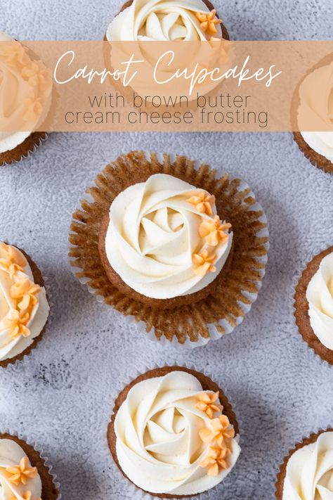 Carrot Cake Cupcakes Decoration, Cupcake Carrot Cake, Small Cupcakes Ideas, Carrot Cupcake, Carrot Cupcakes Decoration, Carrot Cake Cupcakes Decorating Ideas, Carrot Cake Mini, Mini Carrot Cake Cupcakes, Carrot Cake Cupcakes Wedding