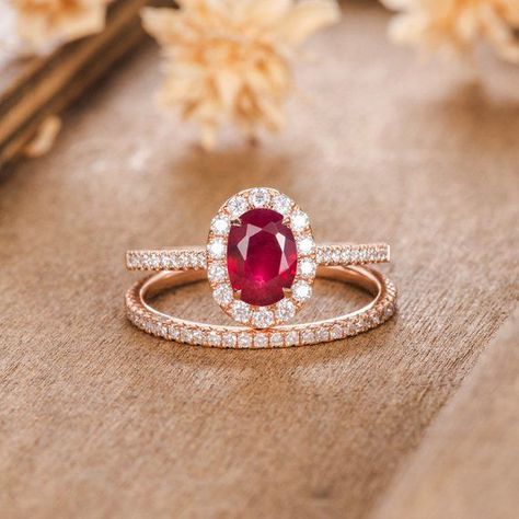 Red Engagement Ring, Red Diamond Ring, Ruby Engagement Ring Set, Ruby Engagement Rings, Halo Engagement Ring Wedding Band, Engagement Rings Ideas, Detailed Engagement Ring, Ruby Diamond Rings, Rings Ideas