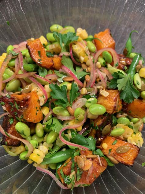 Three Sisters Salad, Traditional Native American Food Recipes, 3 Sisters Diet, Native American Recipes Traditional, Native American Meals, Vegetarian Native American Recipes, Indian Corn Soup Native American, Three Sisters Salad Native American, Native American Dishes