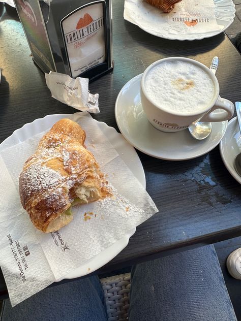 Cappuccino and pistachio croissant on breakfast table at Café in Naples, Italy Nathalie Aesthetic, Wellness Reset, Sylvia Plath The Bell Jar, Cmbyn Summer, Pistachio Croissant, Girly Aesthetics, Reset Routine, Bucket List Quotes, Board Mood