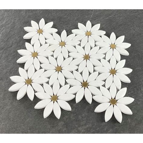 Daisy Tile Bathroom, Daisy Bathroom Ideas, Flower Backsplash Kitchen, Flower Tile Backsplash, Gold Tile Backsplash, Flower Mosaic Tile, Daisy Tile, Stone Mosaic Floor, Daisy Kitchen