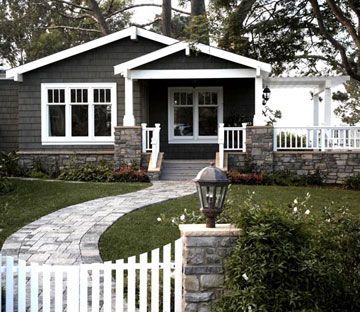 love it all - the porch, the pergola, the contrast between the house color and trim, the walkway... Grey Exterior House Colors, Exterior Siding Colors, Exterior House Siding, Best Exterior Paint, House Paint Color Combination, Window Trim Exterior, Stucco Homes, Door Entrance, Gray Paint