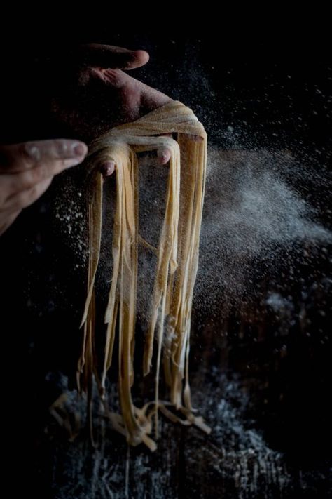 Learn food photography and styling Persian Love Cake, Rustic Food Photography, Moody Food Photography, Dark Food Photography, Cooking Photography, Rustic Crafts, Food Photography Inspiration, Rustic Baby, Food Photography Styling