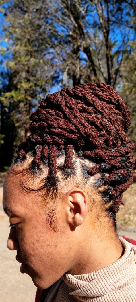 This is yarn in brown. So cheap for this hairstyle. We are talking $4 dollars for hair. Brown Natural Hair, Yarn Twist, Yarn Braids, Protective Style, Dreadlock Hairstyles, Protective Styles, Yarn Colors, For Hair, Natural Hair