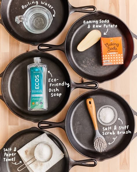 Cast Iron Cleaning And Seasoning, Clean A Cast Iron Skillet, Cleaning Cast Iron, Cleaning Cast Iron Pans, Cast Iron Skillet Recipes Dinner, Cleaning Cast Iron Skillet, Cleaning Utensils, Iron Cleaning, Cast Iron Skillet Cooking