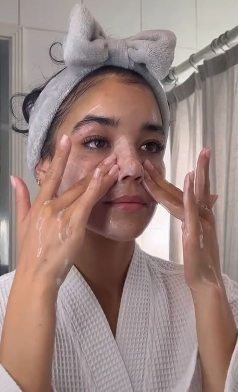 Girl Self Care, Benefits Of Fasting, Self Care Aesthetic, Clean Girl Makeup, Face Aesthetic, Vogue Beauty, Healthy Girl, Healthy Lifestyle Inspiration, Glass Skin