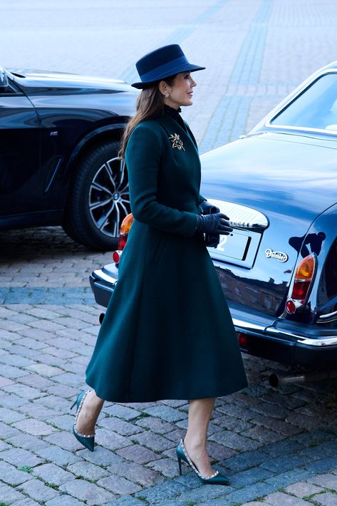 The Ever-Evolving Style of Crown Princess Mary of Denmark | Marie Claire Queen Mary Of Denmark, Alexandra Of Denmark, Elegant Dressing, Crown Princess Mary Of Denmark, Denmark Fashion, Princess Mary Of Denmark, Princess Marie Of Denmark, Mary Of Denmark, Character Fashion