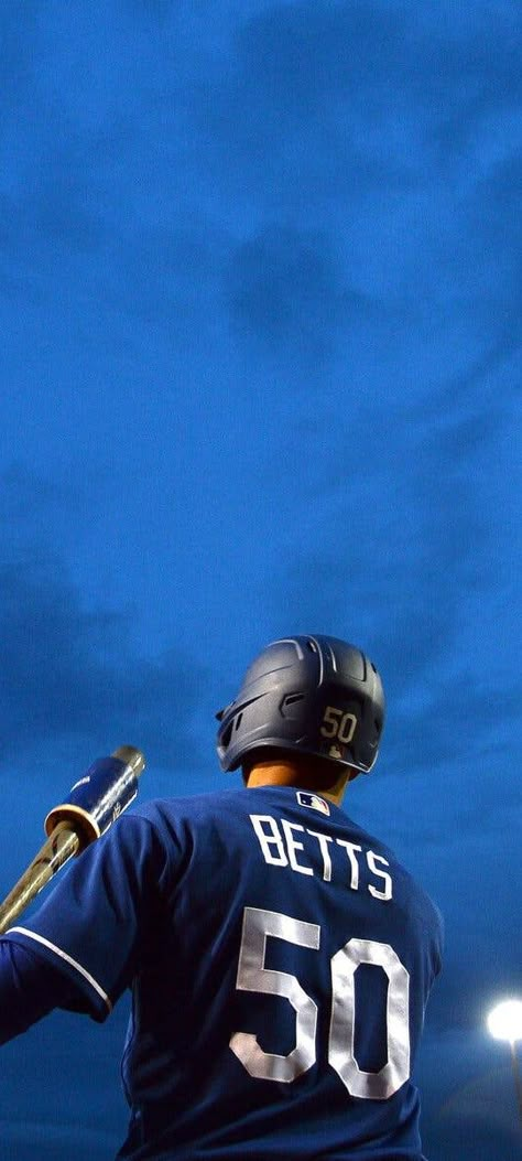 Mookie Betts Athletic Wallpaper, Mlb Baseball Players, Mlb Dodgers, Baseball Wallpaper, La Dodgers Baseball, Mlb Wallpaper, Baseball Photography, Blue Jays Baseball, Sport Portraits