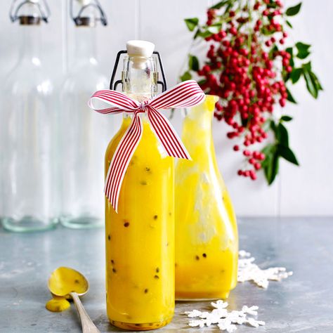 Mango and passionfruit sauce | Healthy Recipe | WW Australia Passionfruit Sauce, Mango And Passionfruit, Mango Passionfruit, Recipe Mango, Ww Recipe, Mango Sauce, Frappuccino Recipe, Fruit Sauce, Delicious Family Meals