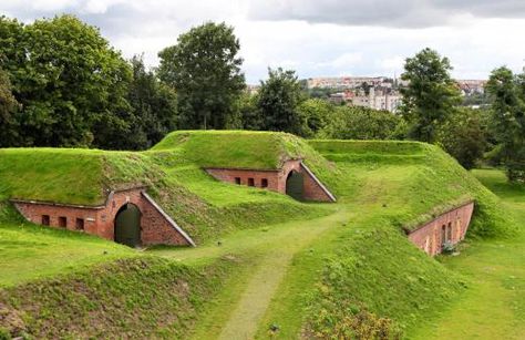 What is a Landscape Berm? (with pictures) Earth Sheltered Homes, Earth Sheltered, Underground Homes, Grasses Landscaping, True Homes, Dome House, Hobbit House, Earth Homes, Green Architecture