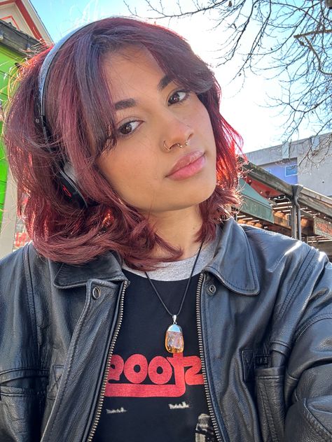 Dark Burgundy Hair Short, Tan Skin Dyed Hair, Magenta Hair With Bangs, Cherry Red Pixie Haircut, Dark Red Short Hair With Bangs, Cherry Coke Short Hair, Burgundy Hair Tan Skin, Short Cherry Cola Hair, Cherry Short Hair