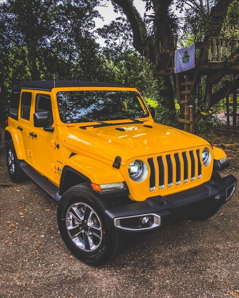 From #Jeep: Life on the bright side. 📸: @lambrecon #jeep #itsajeepthing #jeeplove #jeeplife #wrangler #jeepwrangler #jeepporn #jeepfamily… Yellow Jeep Wrangler, Auto Jeep, Yellow Jeep, Dope Music, Bmw I3, Dream Cars Jeep, Jeep Lover, Bmw I8, On The Bright Side