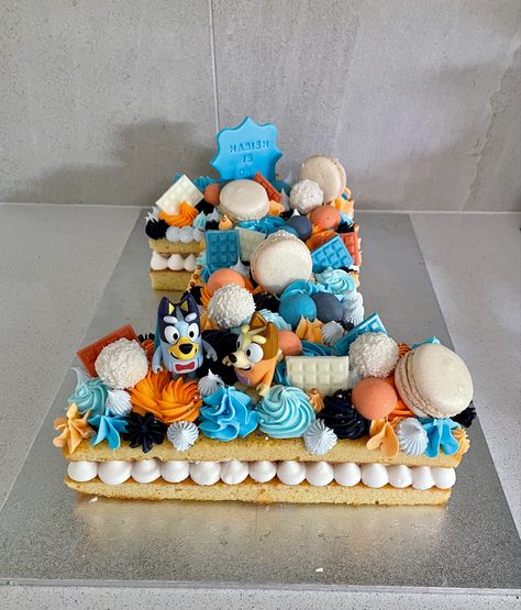 Bluey Cake 1st Birthday, Number 5 Cake Bluey, Bluey Number Cake, Bluey Cupcake Cakes, Number 1 Bluey Cake, Number Cake Bluey, Number 2 Bluey Cake, One Tier Bluey Cake, Bluey Cake Ideas Smash Cake