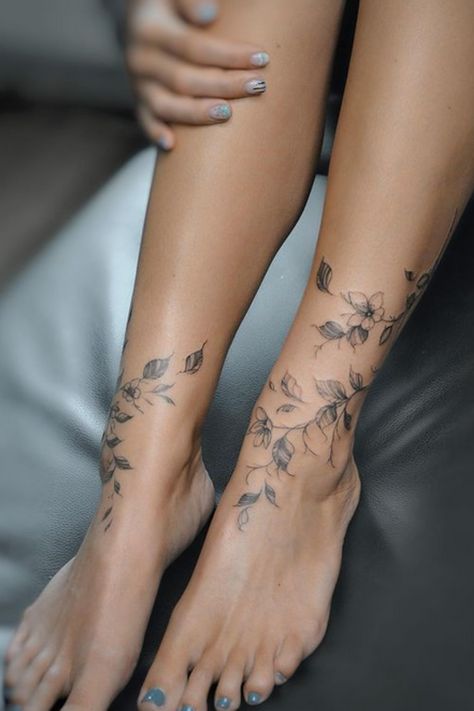 This post is about ankle tattoo ideas to give you lots of tattoo inspiration! Ankle tattoos are one of the more popular tattoo spots, and they’re such a great location for subtle and small tattoos. This list of 40 ankle tattoo designs & ideas includes lots of winding vines & pretty flowers, whimsical stars & moons, and some cute meaningful & creative tattoo ideas like Snoopy & other animals. Anklet Flower Tattoos For Women, Floral Ankle Band Tattoo, Biblical Ankle Tattoos For Women, Flower Vine Ankle Tattoo, Tattoo On Inside Of Ankle, Anime Ankle Tattoos, Outside Of Ankle Tattoo, Morning Glory Ankle Tattoo, Hummingbird Tattoo On Ankle