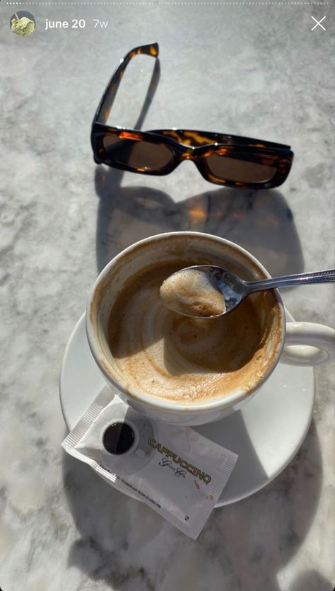 Cappuccino Aesthetic, Espresso Aesthetic, Girl Therapy, Italian Aesthetic, Expensive Taste, Coffee Photography, Aesthetic Coffee, Cooking Art, Stove Top Espresso