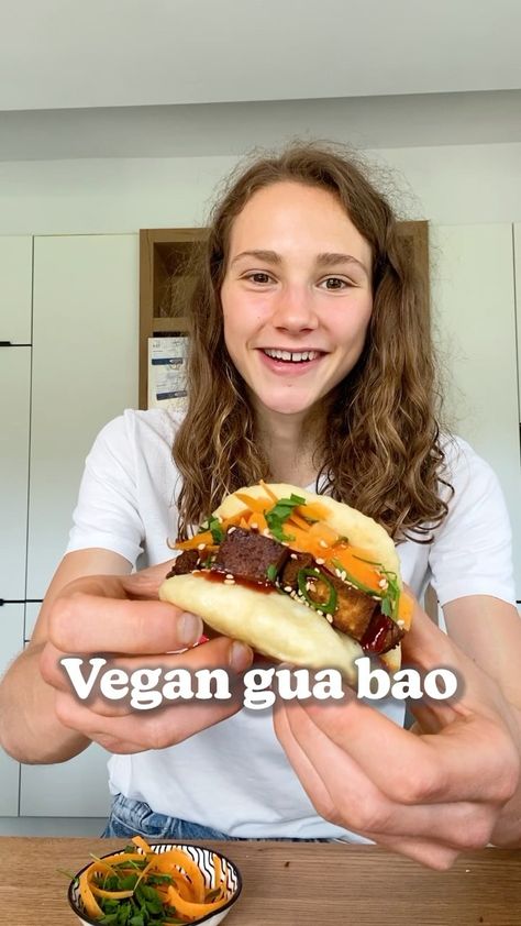 fitgreenmind on Instagram: VEGAN GUA BAO 👩‍🍳 The better burger! 🤫 Gua bao is a very popular Taiwanese street food. It’s a very soft and fluffy steamed bun usually… Vegan Bao Buns, Vegan Bao, Bao Buns Recipe, Bao Burger, Gua Bao, Chinese Five Spice, Five Spice, Avocado Fries, Plant Milk