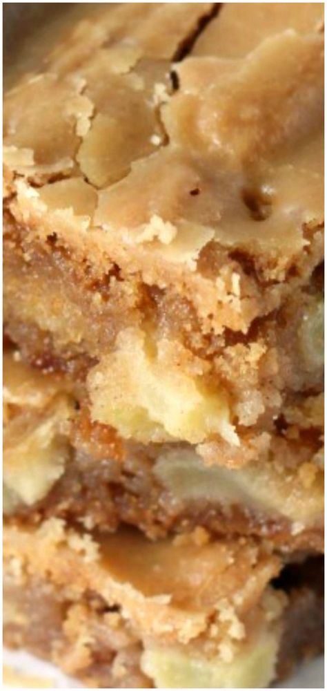 Cinnamon Blonde, Apple Blondies Recipe, Blonde Brownie Recipe, Blonde Brownie, Apple Blondies, Brown Sugar Frosting, Blonde Brownies, Healthy Sweet Snacks, Sugar Frosting