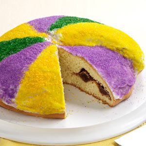 Festive King's Cake Recipe from Taste of Home  #Mardi_Gras New Orleans Cake, New Orleans King Cake, King Cake Recipe, Red Birthday Cakes, Mardi Gras King Cake, Mardi Gras Food, Butter Milk, Egg Yolks, Mardi Gras Party