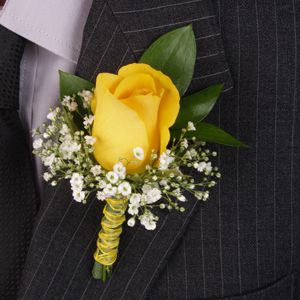 Nice Boutneir Wedding Flowers Yellow, Yellow Boutonniere, Yellow Rose Bouquet, White Boutonniere, Yellow Wedding Flowers, Rose Boutonniere, Corsage And Boutonniere, Prom Flowers, Flowers Yellow