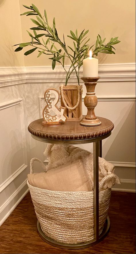 Small Round End Tables Living Room, Round Corner Table Decor Living Room, End Table Decor No Lamp, Small End Table Decor Ideas, Small Table By Front Door, Small Circle Table Decor, Small Round Side Table Decor Living Room, Small Round End Table Decor, Living Room Corner Table Ideas