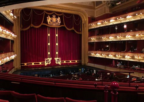 Theatre Terms, Royal Opera House, Marissa Meyer, Outdoor Theater, London Theatre, Opera Singers, London Photos, Rich People, Famous Places