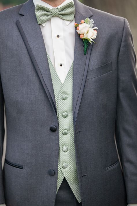 Sage Green Groomsmen Attire, Guys Suits, Wedding Groomsmen Attire, Wedding Tux, Groom Wedding Attire, Light Grey Suits, Green Themed Wedding, Sage Wedding, Wedding Suits Groom