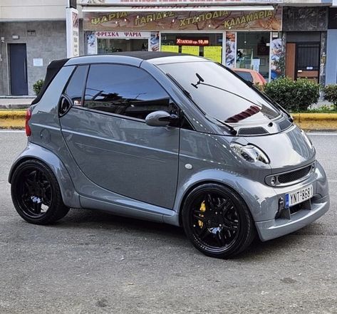 Smart Cars, Smart Fortwo, Compact Cars, Smart Car, Small Cars, My Man, Mercedes Benz, Cars, Vehicles