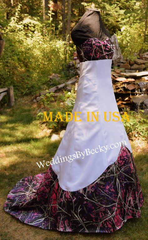 Make a bold statement with Muddy Girl camo at your wedding more camo styles at WeddingsByBecky.com Muddy Girl Camo Wedding, Pink Camo Wedding, Camouflage Wedding Dresses, Camo Wedding Dress, Rustic Wedding Dresses Country, Camo Prom Dresses, Wedding Gown Alterations, Camo Wedding Dresses, Muddy Girl Camo