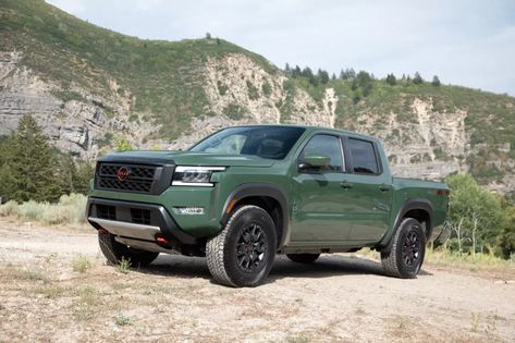 2022 Nissan Frontier, Compact Pickup Trucks, Month Of August, Pole Star, Honda Ridgeline, Gmc Canyon, Chevrolet Colorado, Nissan Frontier, Automotive News