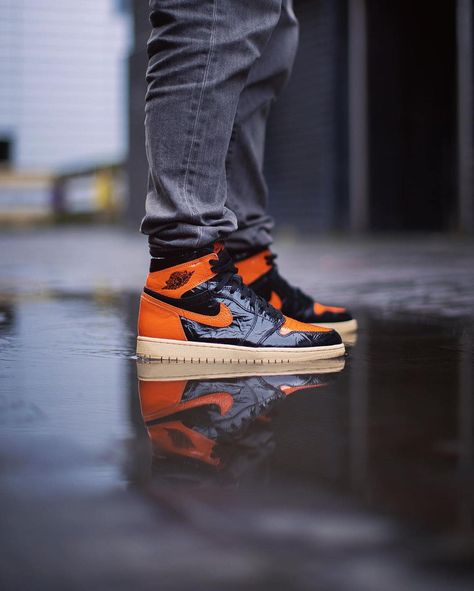 Shattered Backboard Outfit 3.0, Jordan 1 Twist Outfit, Shattered Backboard Outfit, Jordan 1 High Shattered Backboard, Jordan 1 Shattered Backboard 3.0, Electro Orange Jordan 1, Orange And Black Jordan 1, Jordans Sneakers Outfit, Orange Fade-resistant Sneakers For Streetwear