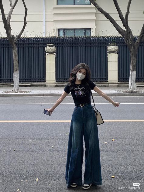 Korean Dress Style, Peony Aesthetic, Trending Streetwear, Street Outfits, Korean Outfit Street Styles, Aesthetic Streetwear, Korean Casual Outfits, Casual Day Outfits, Quick Outfits