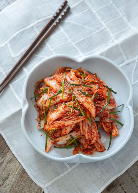 Kimchi Aesthetic, Kimchi Soup Recipe, Korean Food Photo, Korea Kimchi, Asia Foods, Kimchi Salad, Korean Salad, Kimchi Food, Fresh Kimchi