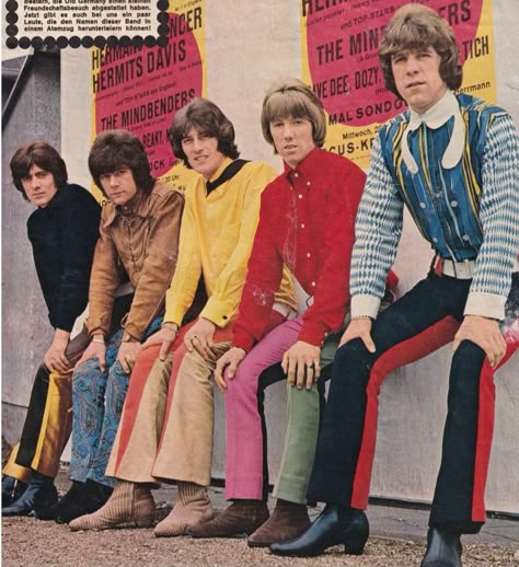 DDDBMT 1960S POP MAGAZINE IMAGE Late Sixties Fashion, 60s Pop Culture, The Beatles Style, 1960s Pop Culture, 1960s Fashion Magazine, 1960s Male Fashion, 60s Culture, 60s Male Fashion, 1960s England