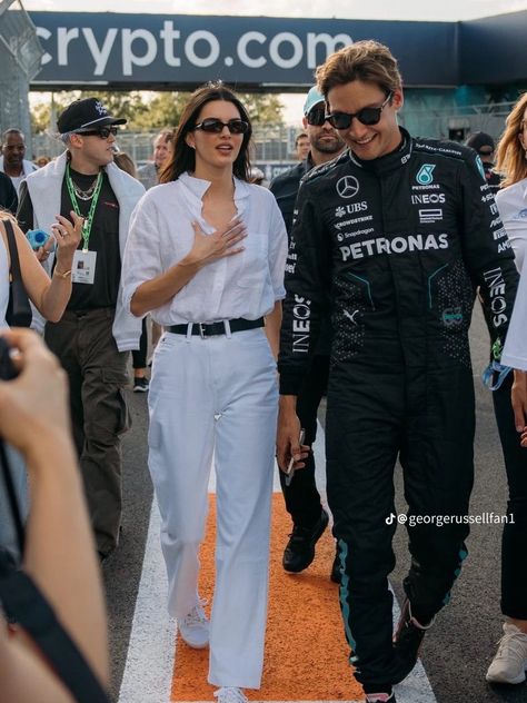 Kendall White, Formula 1 Girls, Miami Gp, Woman In Suit, Classy Fits, All White Outfit, Kendall Jenner Outfits, Outfit Formulas, Jenner Style