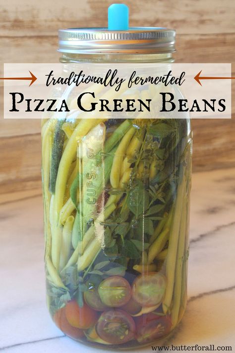 Preserving Green Beans, Fermented Green Beans, Green Beans With Garlic, Cultured Vegetables, Fermented Vegetables Recipes, Fermenting Foods, Pickled Green Beans, Preserving Vegetables, Fermented Veggies