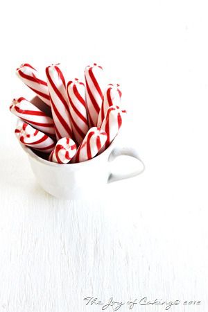 Peppermint Sticks, Red White Christmas, Peppermint Patties, Holiday Gift Ideas, Peppermint Candy, Candy Stripes, Christmas Candy Cane, Candy Canes, Christmas Aesthetic