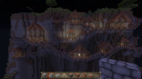 Minecraft Caves And Cliffs Builds, Minecraft Mountainside, Cave Village Minecraft, Minecraft Cave Village, Minecraft Mountain Base, Minecraft Cliff House, Minecraft Cliff, Minecraft Villages, Minecraft Mountain House