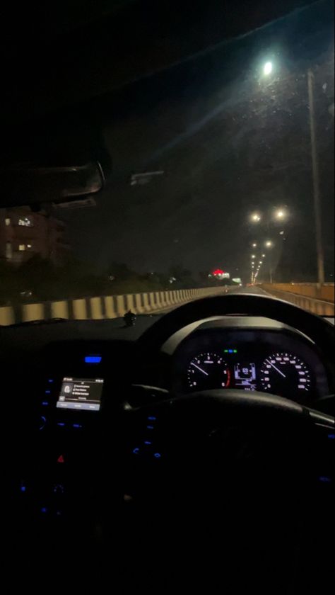 Car Staring Wheel Snap, Night Street Snap, Night Car Snap, Creative Snapchats, Gym Motivation Videos, Story Filters, Night Rides Snapchat, Car Pic, Agra Fort