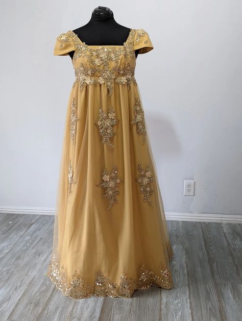 Yellow Regency Dress, Gold Regency Dress, Bridgerton Inspired Dress, Regency Dress Pattern, Bridgerton Ball, 1800s Dresses, Regency Dresses, Gowns Aesthetic, Bridgerton Inspired