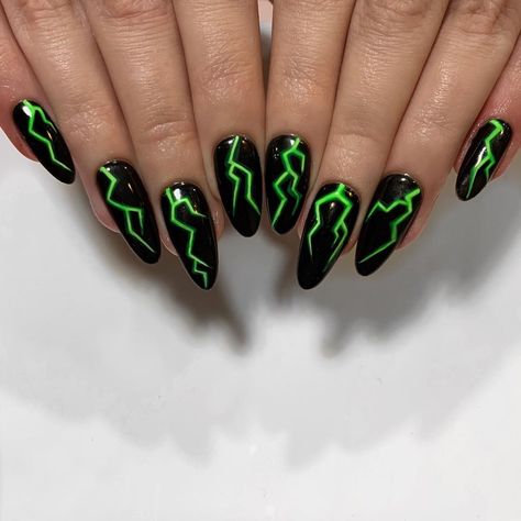 Neon Green Lightning, Lightning Nails, Green Lightning, Freestyle Nails, Neon Green Nails, Green Acrylic Nails, Halloween Acrylic Nails, Edgy Nails, Goth Nails