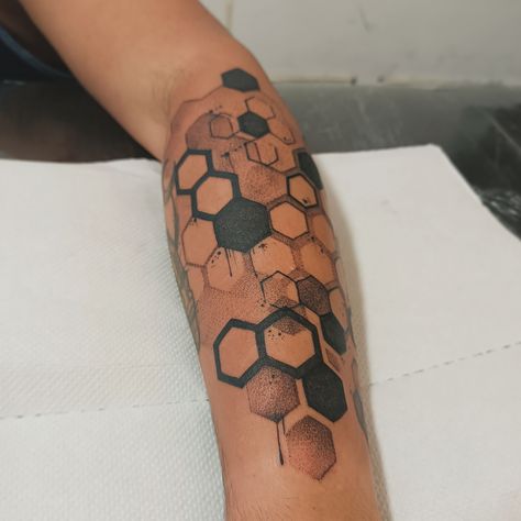 Dark Geometric Tattoo, Mosaic Tattoo, Darkside Tattoo, Optical Illusion Tattoos, Illusion Tattoos, Optical Illusion Tattoo, Stencil Outline, Tattoo Filler, Geometry Tattoo