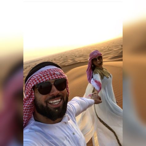 Desert Photoshoot Outfit, Dubai Picture Ideas, Dubai Couple, Egypt Outfits, Dubai Trip, Dubai Outfits, Dubai Vacation, Woman Photo, Studio Photography Poses