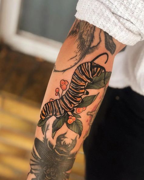 101 Best Caterpillar Tattoo Ideas That Will Blow Your Mind! - Outsons Metamorphosis Tattoo, Caterpillar Tattoo, Bumble Bee Tattoo, Insect Tattoo, Bug Tattoo, Summer Tattoo, Floral Tattoo Sleeve, Tattoo Shows, Botanical Tattoo