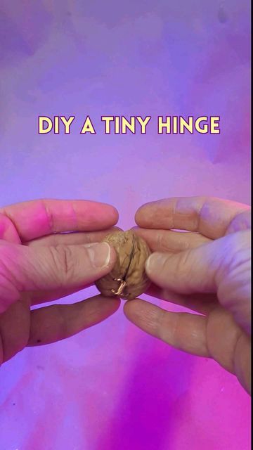 Diy Hinge, Tiny Sculptures, Craft Hacks, Wire Diy, Diy Miniatures, Kinetic Sculpture, Project Board, Polymer Clay Tutorials, Groundhog Day