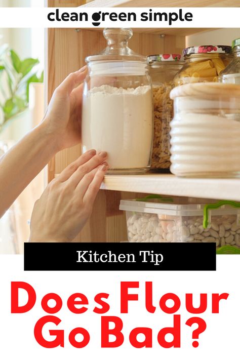 Different Types Of Flour, Vegan Shopping List, Storing Dry Goods, Clever Kitchen Hacks, Kitchen Hacks Cooking, Lunch Ideas For School, Cooking Vegan, Whole Grain Flour, Bean Flour